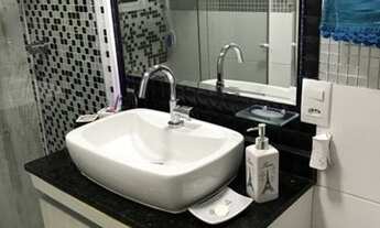 Imagem 2: Possui 100 metros quadrados com 3 quartos em Casa Forte - Recife - Pernambuco