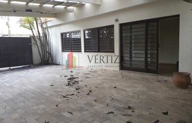 Imagem 6: Casa comercial ao lado do Metrô Campo Belo