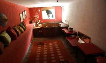 Imagem 7: Casa de condomínio sobrado para venda possui 838 metros quadrados com 4 quartos