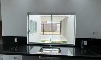 Imagem 5: Vendo Excelente casa com 3 Quartos no Residencial Flor de Cerejeira fino acabamento