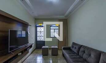 Imagem 2: Casa à Venda - Céu Azul, 3 Quartos, 214 m2