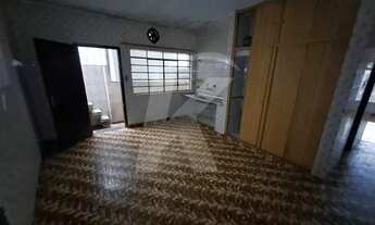 Imagem 2: Casa com 3 quartos e 2 vagas de garagem cobertad