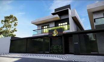 Imagem 2: Casa sobreposta com 2 dormitórios , Frente rua com sacada,01 vaga de garagem, bairro Tude