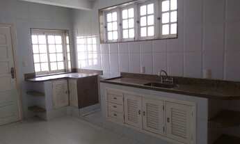 Imagem 6: Sobrado para venda tem 300 metros quadrados com 3 quartos em Centro - Valença - RJ