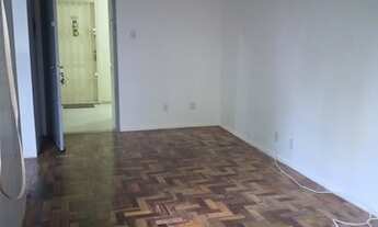 Imagem 3: Kitnet/conjugado para aluguel possui 36 metros quadrados em Jardim Europa - Porto Alegre