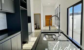 Imagem 4: Casa nova em Cond. 3 dormitórios e com cozinha planejada. Excelente casa