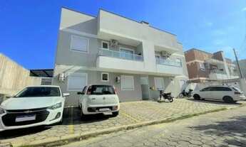 Imagem: Há 400m do mar Praia do Morro das Pedras