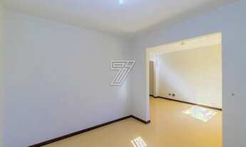 Imagem 6: Sobrado / 4 dormitórios / 2 suítes / com piscina e edícula / 250m²Rua José Moscalewski / P