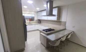 Imagem 10: Sobrado maravilhoso com trio caipira, salão de festas e quintal gramado