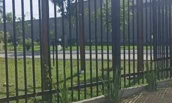 Imagem 2: ARNIQUEIRA: Lote 515m2, nasc, plano, semi murado, cond.casas lindas, colado P.Way (QUEM VÊ