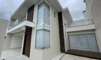 Imagem: Sobrado com 3 Quartos e 3 banheiros à Venda