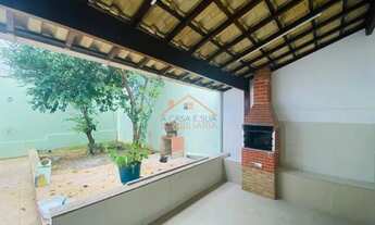 Imagem: Casa duplex de 3 quartos sendo dele com