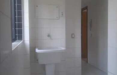 Imagem 2: Luxo em 1º andar: 4/4, 3 suítes, varanda, cozinha espaçosa, dependência, 3 vagas e lazer c