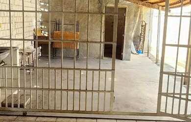 Imagem 6: Vendo casa enorme