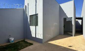 Imagem 3: Casa à Venda no Bairro Novo Primavera - Pronta para Morar