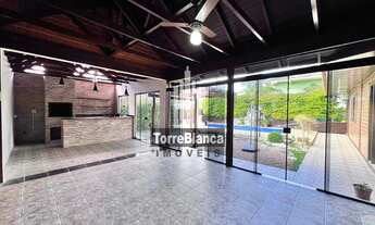 Imagem 7: Casa com piscina à venda, 4 quartos, 3 banheiros, Área gourmet com churrasqueira, Colônia