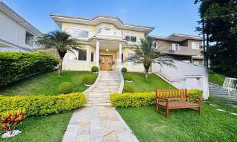 Imagem: Casa com 4 suítes para locação no Golf