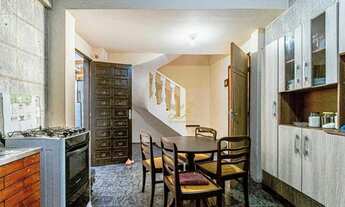 Imagem 2: Porteira Fechada! Excelente Triplex com 150m² e terraço coberto em Praia de Leste!