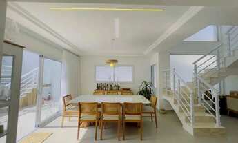 Imagem 6: Casa à venda em Santana de Parnaíba, Alphaville, com 3 suítes, com 300 m², Residencial Val