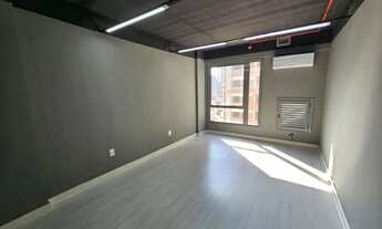 Imagem 3: EXCELENTE SALA COMERCIAL NO PRIME DESIGN OFFICES - Aprox 23m²