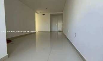 Imagem 3: Casa para Venda em Tijucas, Praca, 2 dormitórios, 1 suíte, 1 banheiro, 2 vagas