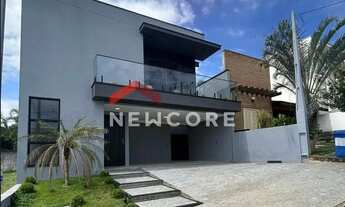 Imagem: Casa de condomínio em Rua Fernando Silva