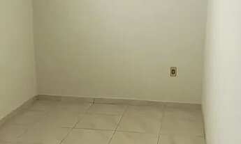 Imagem 4: CASA TÉRREA 2 QUARTOS NO PARQUE JÓQUEI CLUB (JÓQUEI 2