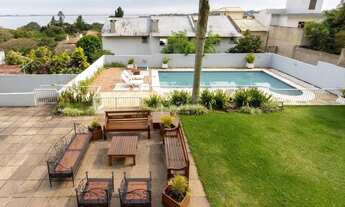 Imagem 2: Casa para Venda - 312m², 5 dormitórios, sendo 3 suites, 6 vagas - Vila Conceição