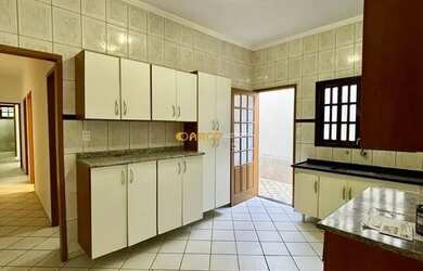 Imagem 5: Casa Térrea com 3 Dormitórios na Zona Sul