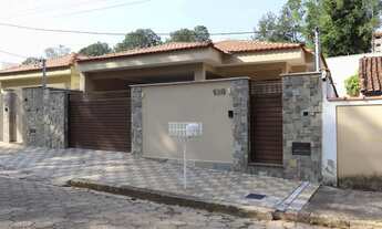 Imagem: Linda casa para venda em São Lourenço