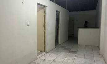 Imagem 2: Alugo casa na avenida Matadouro, valor R$ 500,00