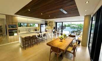 Imagem: Casa com 4 Quartos e 4 banheiros à Venda