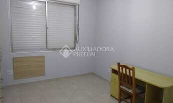 Imagem 3: PORTO ALEGRE - Apartamento Padrão - Partenon