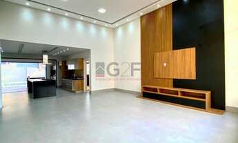 Imagem 4: OPORTUNIDADE! Casa térrea 4 suítes, terreno 538m² final de rua. Estuda Permuta!