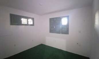 Imagem 2: Apartamento com 2 quartos (1 suíte), WC, sala e cozinha