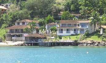 Imagem: Alugo suites de frente para o mar na Ponta