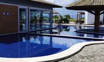 Imagem: CEL-30 67 Loteamento Portal do Mar na praia