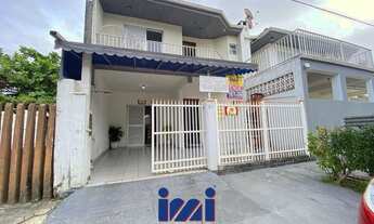 Imagem: Sobrado na praia a 50 metros do mar