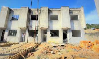 Imagem 4: Sobrado para venda possui 70 metros quadrados com 2 quartos em Cedro - Camboriú - SC