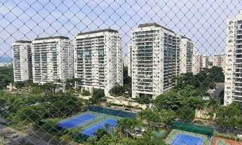 Imagem 2: Apartamento amplo linear, 4 quartos, 4 suítes, varanda gourmet, 3 vagas cobertas - Cidade