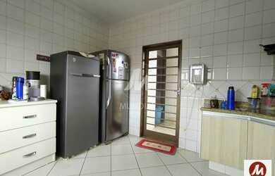 Imagem 5: Salão/Galpão (salão - térreo) 3 dormitórios/suite, cozinha planejada