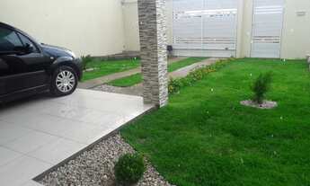 Imagem: Casa tipo sobrado na Aruana