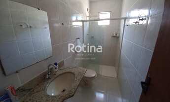 Imagem 7: Colônia para aluguel, 2 quartos, 1 vaga, Presidente Roosevelt - Uberlândia/MG