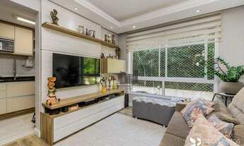 Imagem 2: Lindo apartamento de 3 dormitorios semi mobiliado com box no Jardim Carvalho em Porto Aleg