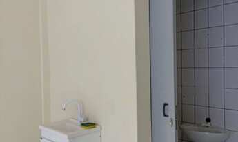 Imagem 3: Studio para venda possui 43 metros quadrados com 1 quarto em Centro - Florianópolis - SC