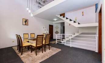 Imagem: Triplex 400m² -Amplo Quintal pras crianças