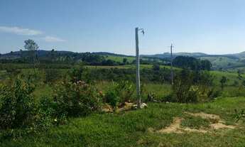 Imagem 4: Sítio 5.000m2 com casa nova, muitos frutos e linda vista em Piedade dos Gerais/MG