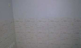 Imagem 2: Casa térrea, na Ribeira com 2/4 sendo um suíte. A cinco minutos da praia