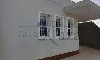 Imagem 2: Requinte em Alto Padrão à Venda: Casa com 3 dormitórios, 175 m², no Centro de Jacareí