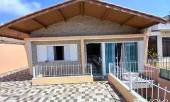 Imagem 2: Casa para Venda em Mauá, Parque São Vicente, 3 dormitórios, 2 banheiros, 4 vagas